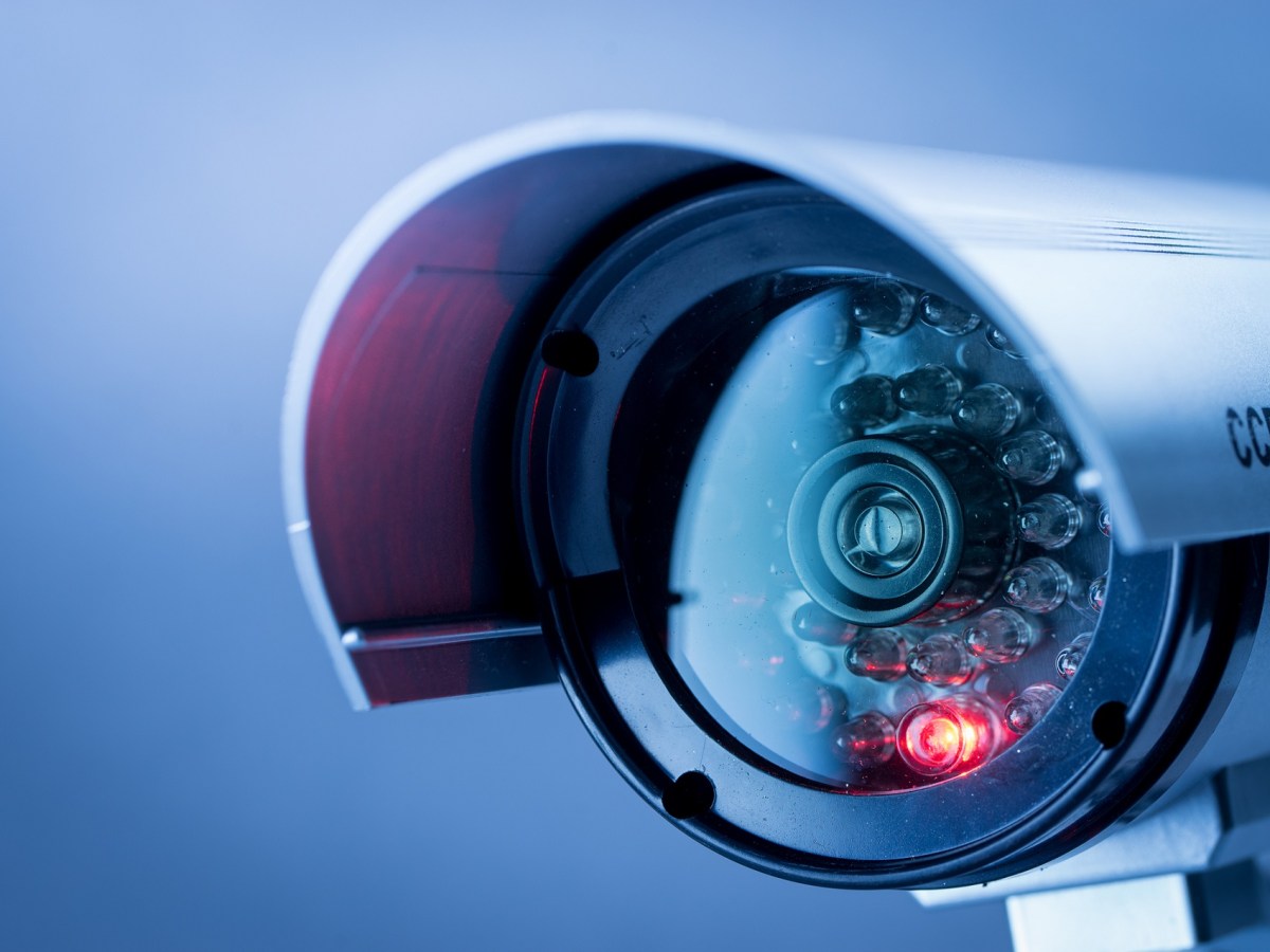 Télésurveillance VS vidéosurveillance : quelles différences ?